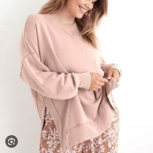 American Eagle oversized Crew size small